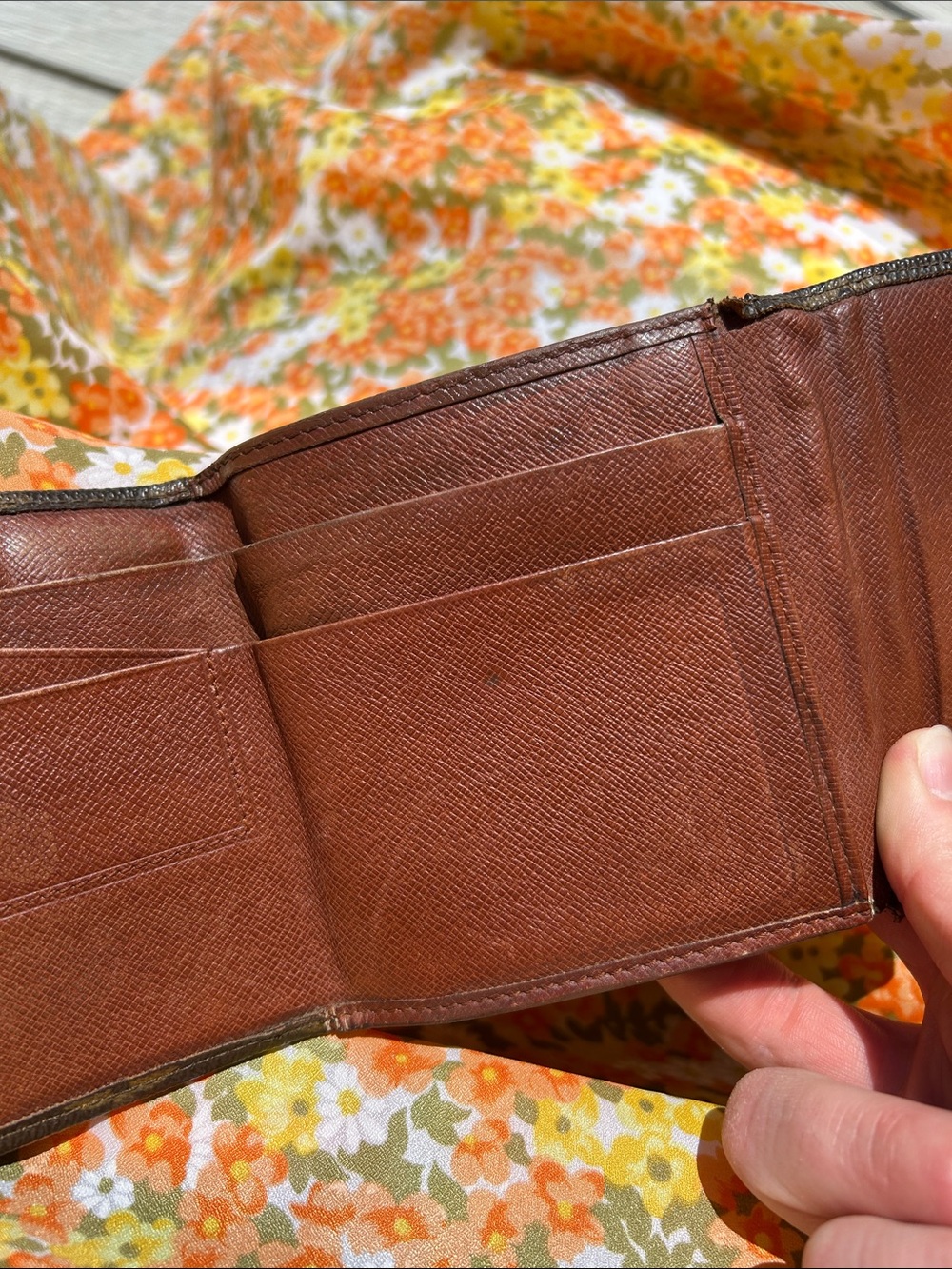 Louis Vuitton Tri-fold Wallet COA Included - Picture 7 of 16